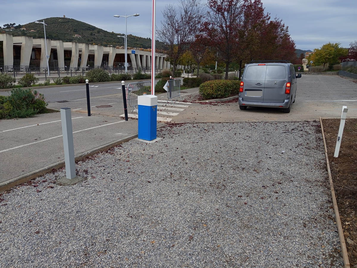 Vue ensemble — parking Hôpital de Manosque